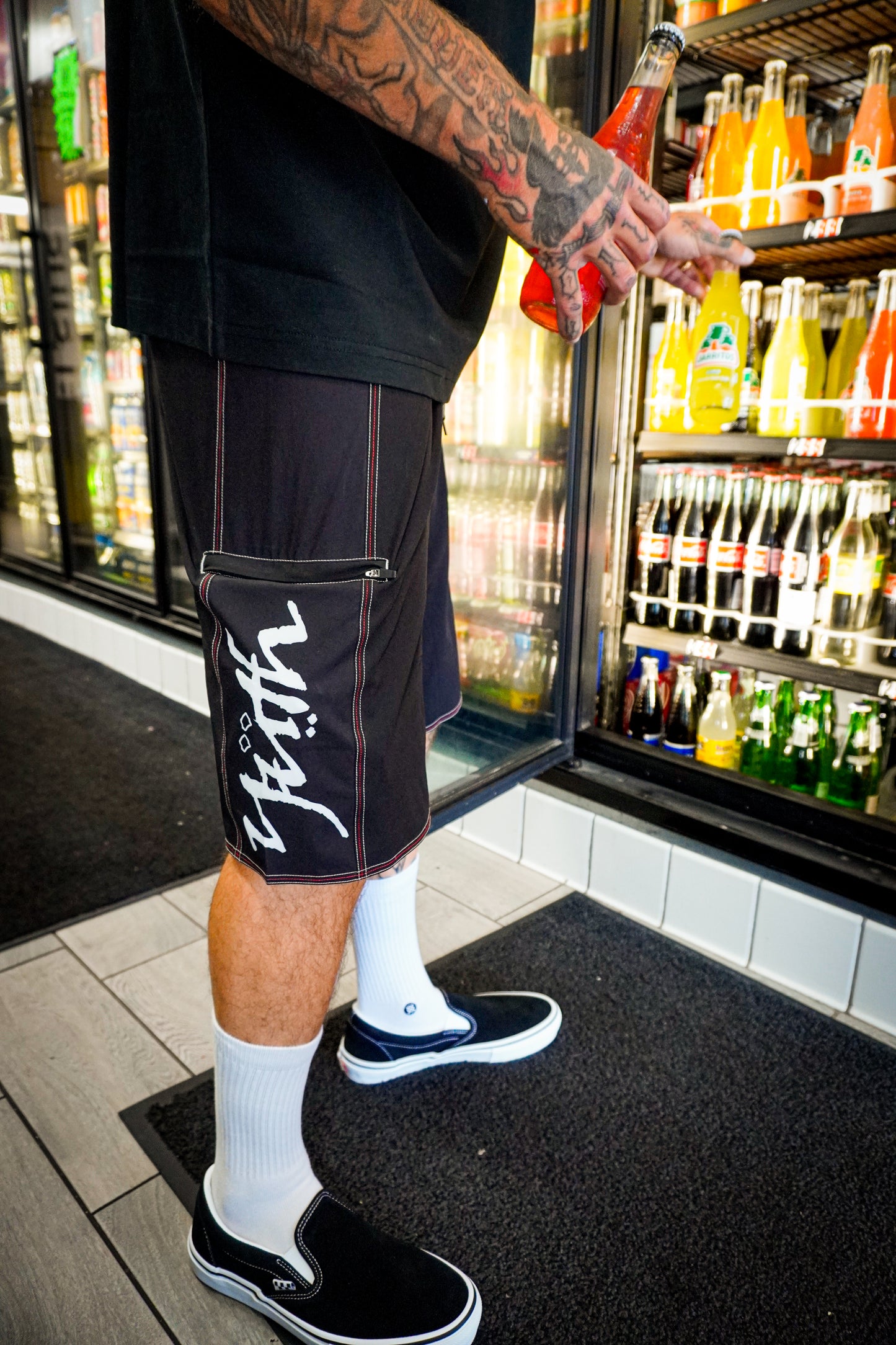 TRIPLE STITCH PANEL SHORT