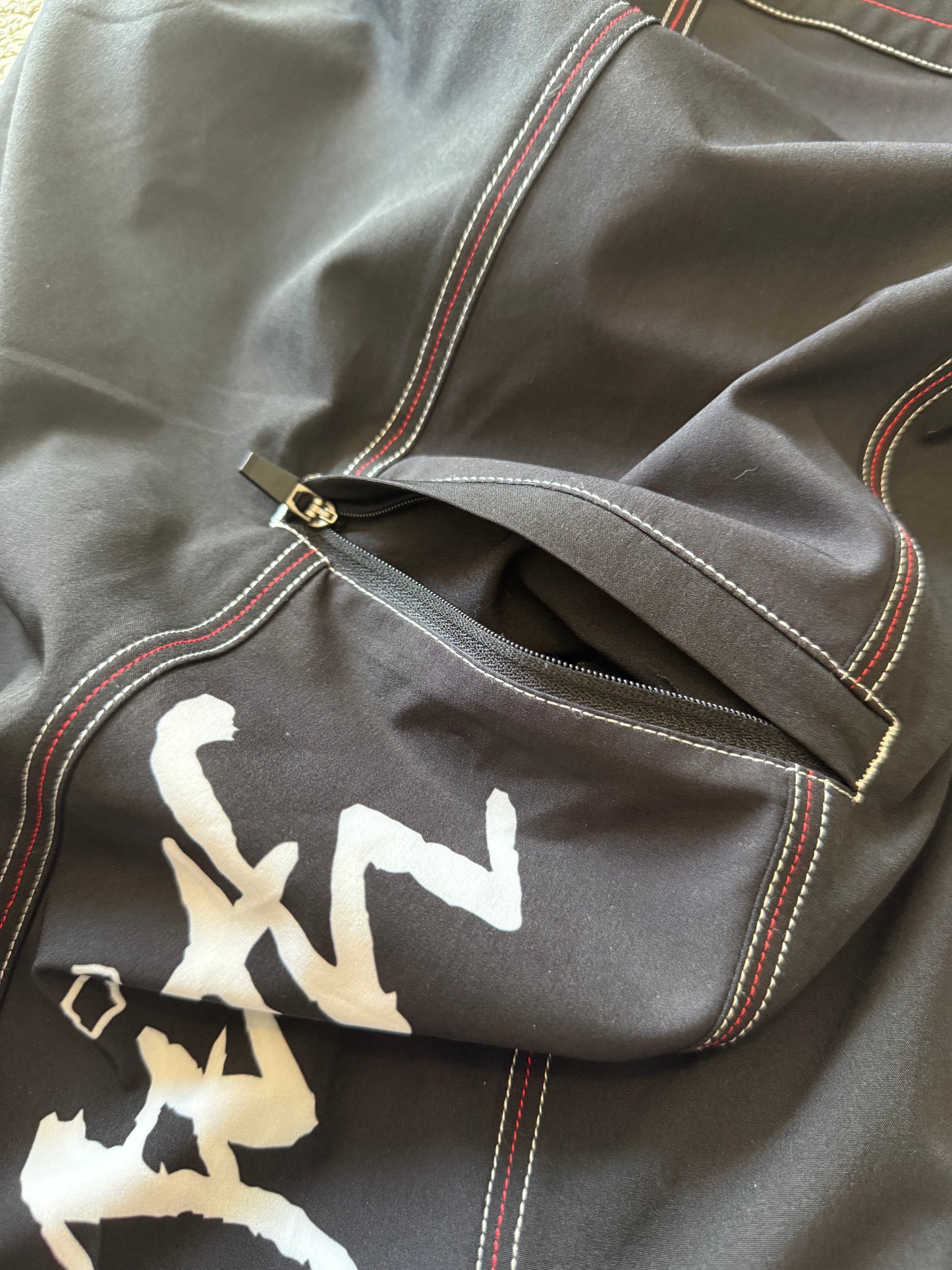 TRIPLE STITCH PANEL SHORT
